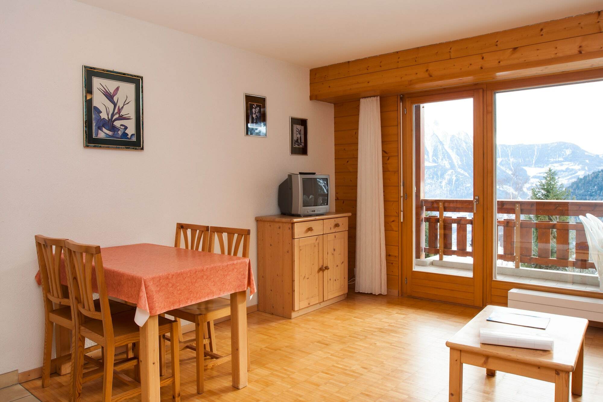 Hotel Les Bains D'Ovronnaz Ngoại thất bức ảnh